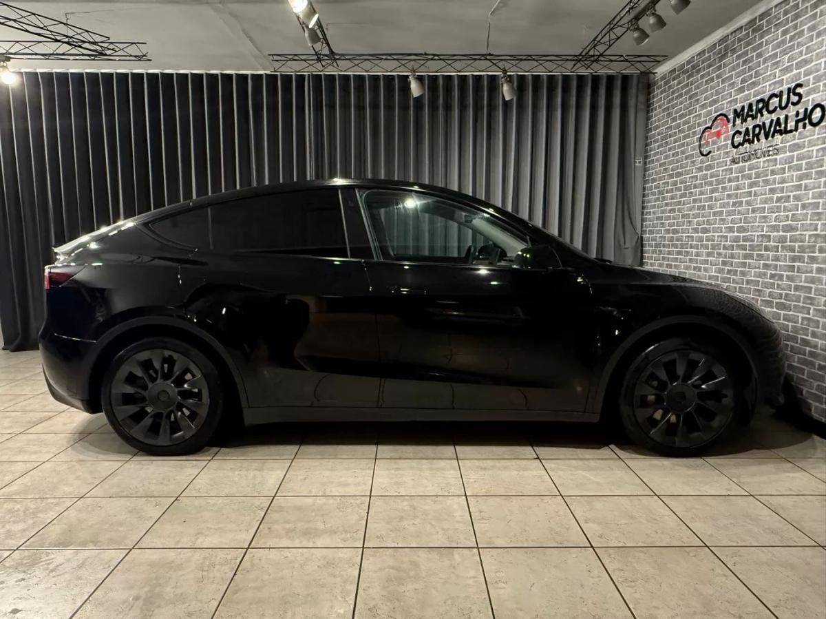 tesla-model-y-2022-eletrico-200cc
