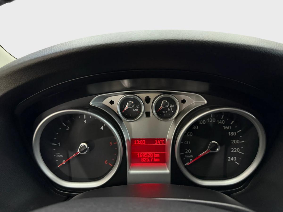 ford-focus-sw-2010-diesel-1560cc