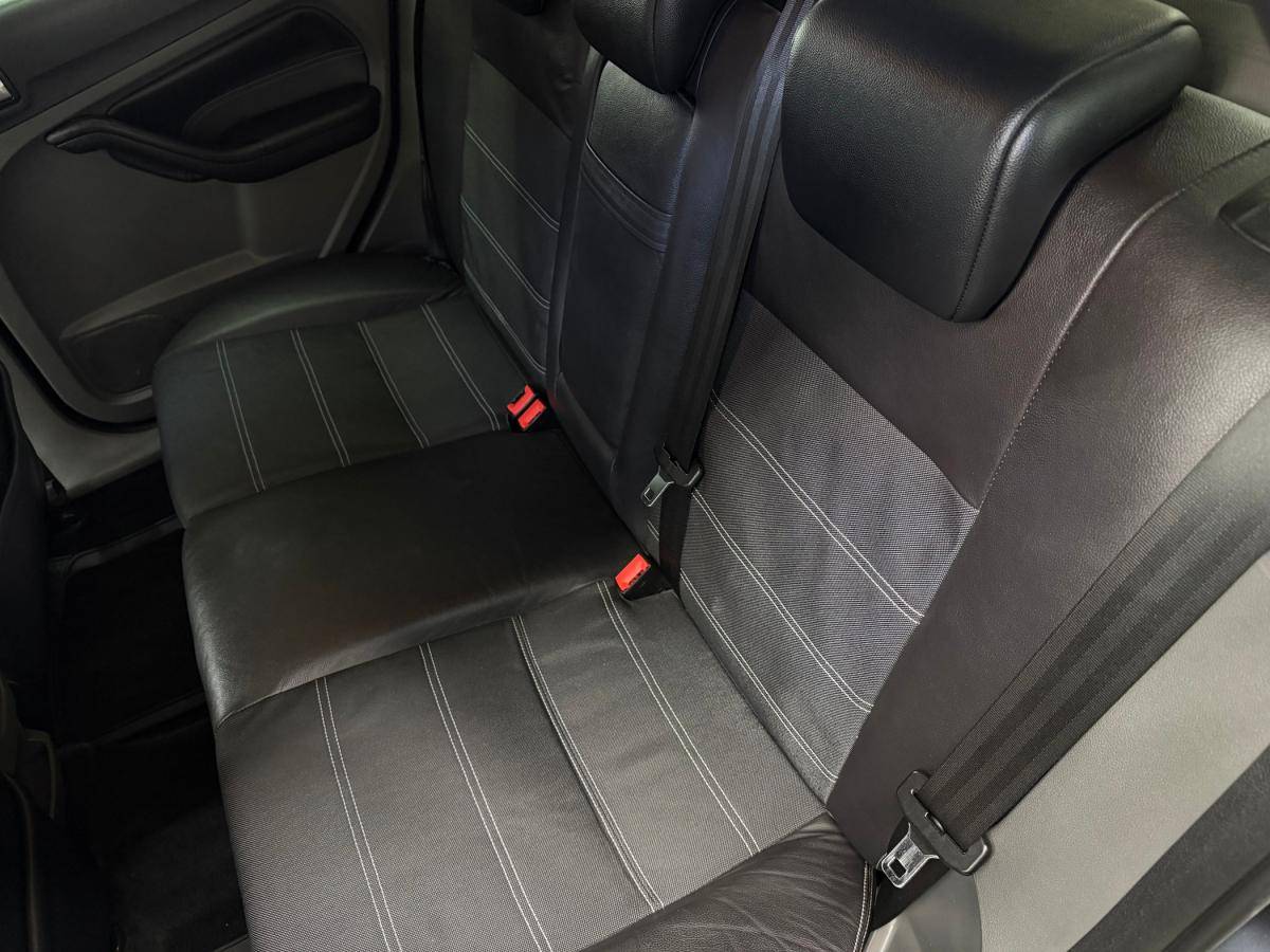 ford-focus-sw-2010-diesel-1560cc