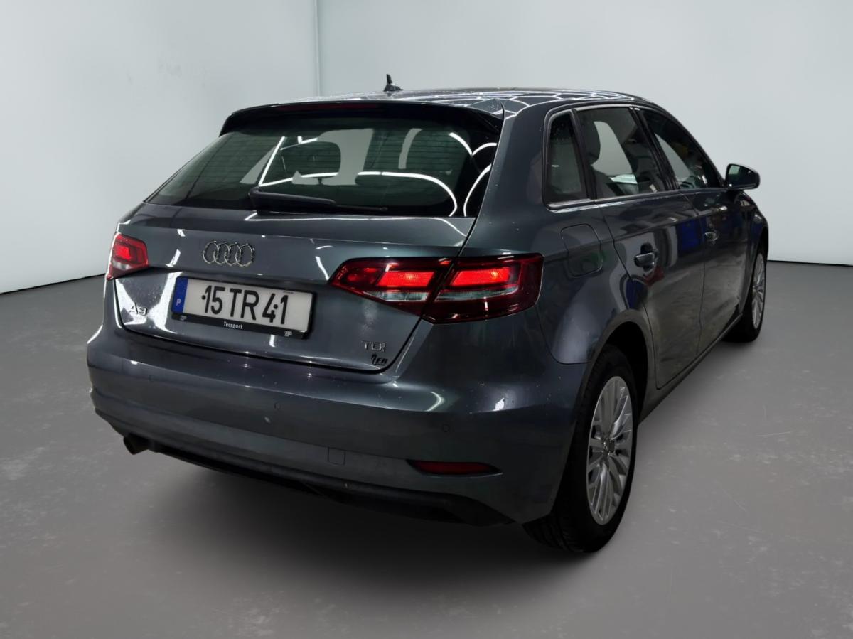 audi-a3-sportback-2017-diesel-1598cc