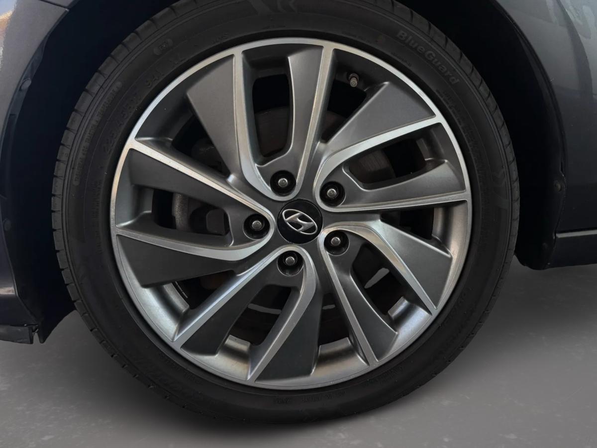 hyundai-i30-2018-diesel-1582cc