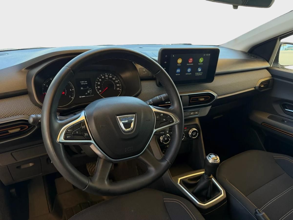 dacia-sandero-2022-gasolina-999cc
