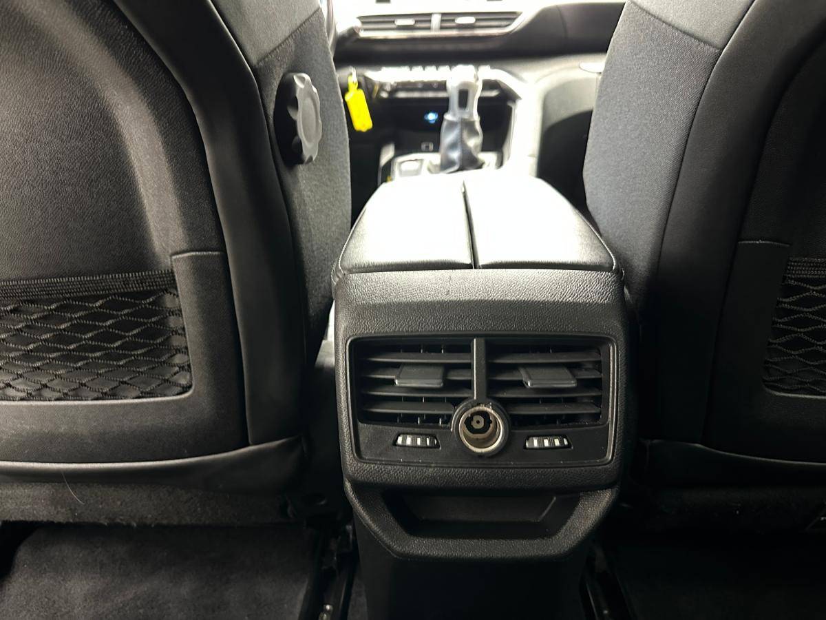 peugeot-3008-2019-diesel-1499cc
