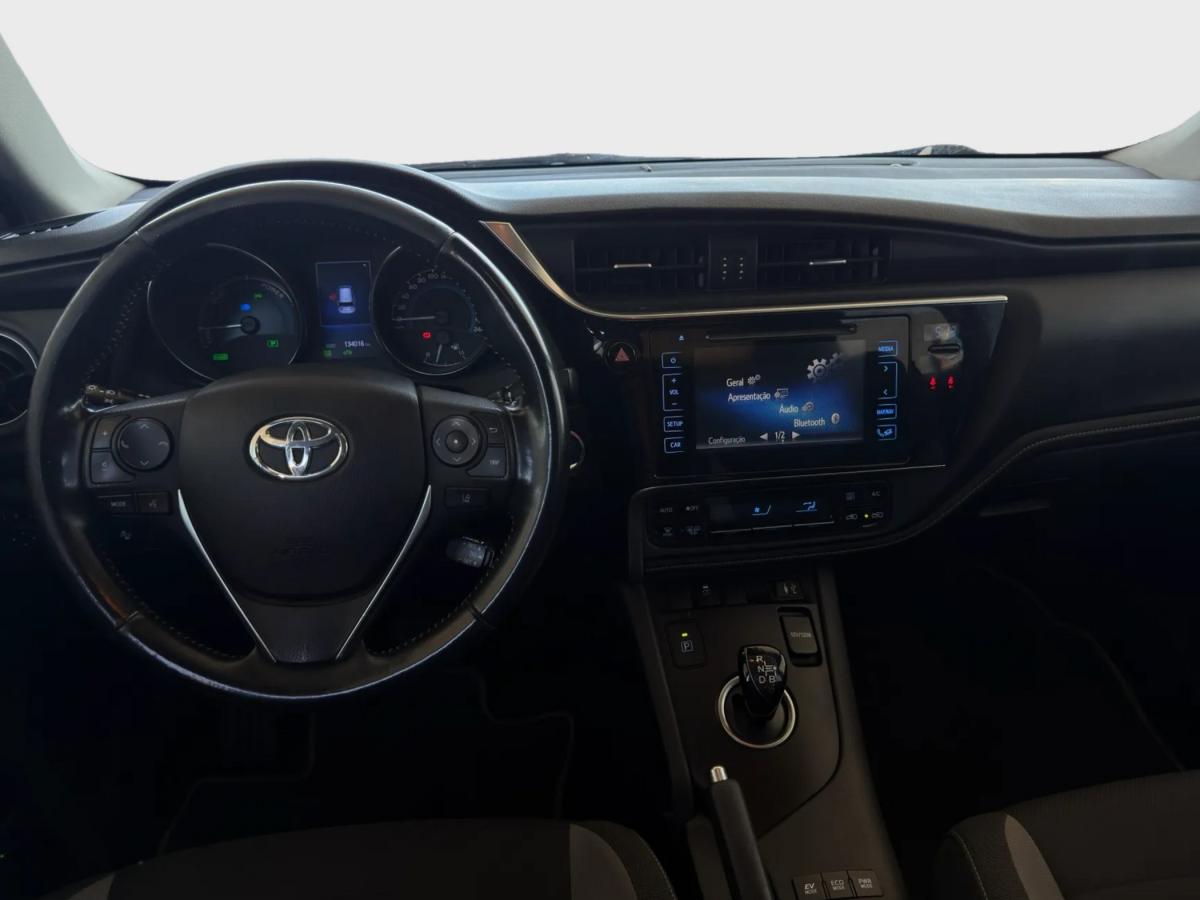 toyota-auris-touring-sports-2018-hibrido-a-gasolina-1798cc