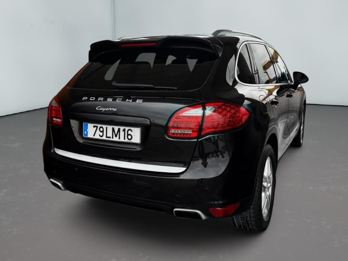 porsche-cayenne-2011-diesel-2967cc