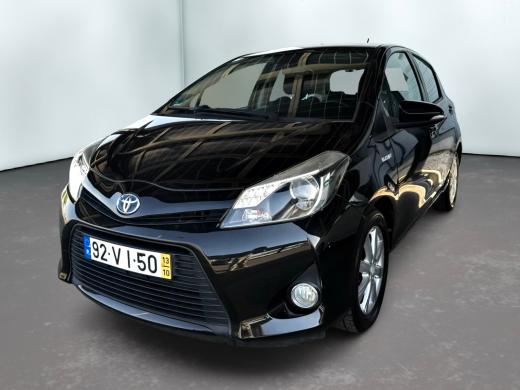toyota-yaris-2013-hibrido-a-gasolina-1497cc