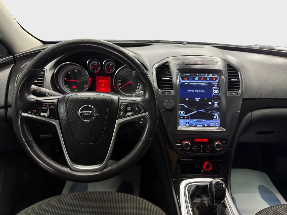 opel-insignia-sports-tourer-2012-diesel-1956cc