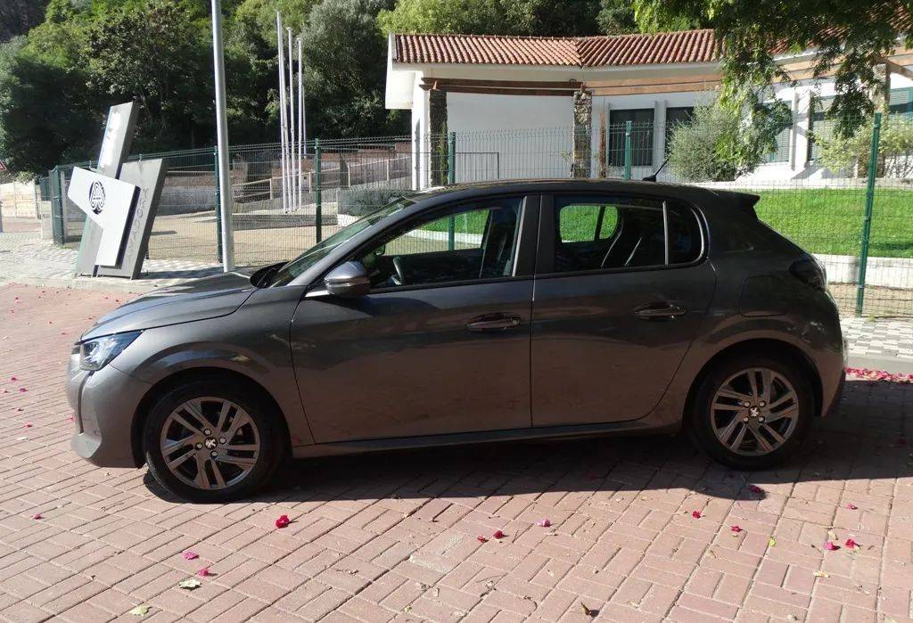 peugeot-208-2022-gasolina-1199cc