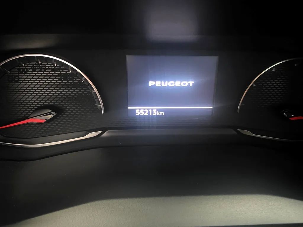peugeot-208-2022-gasolina-1199cc