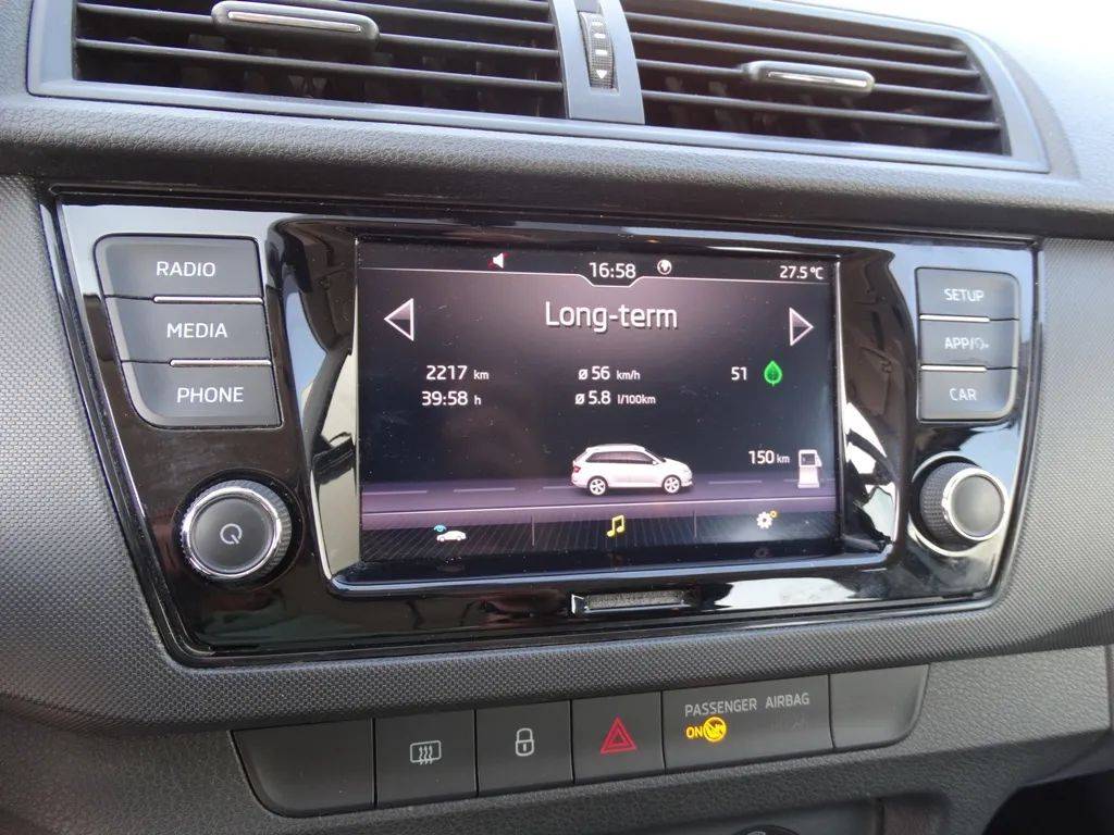 skoda-fabia-break-2022-gasolina-999cc