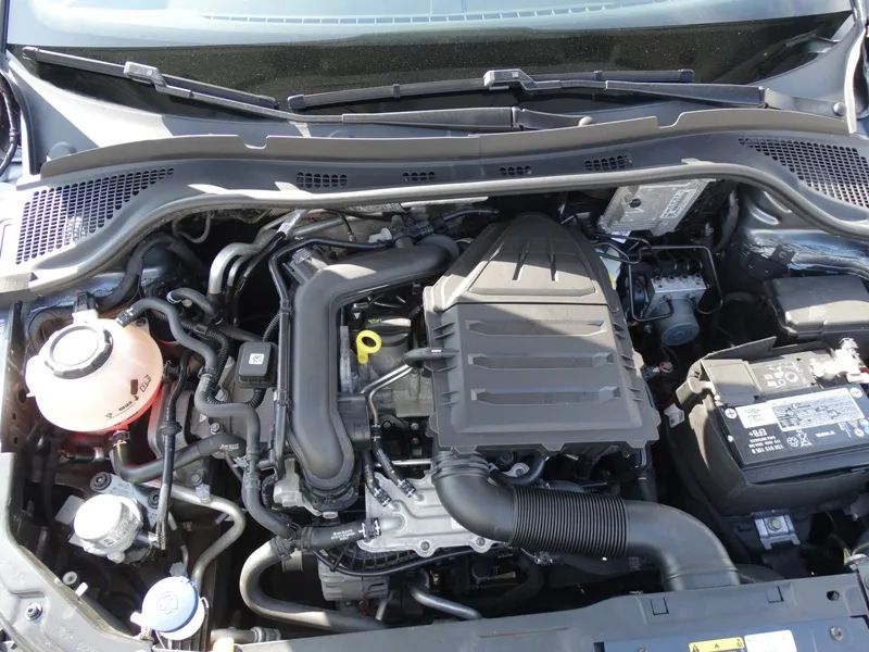 skoda-fabia-break-2022-gasolina-999cc