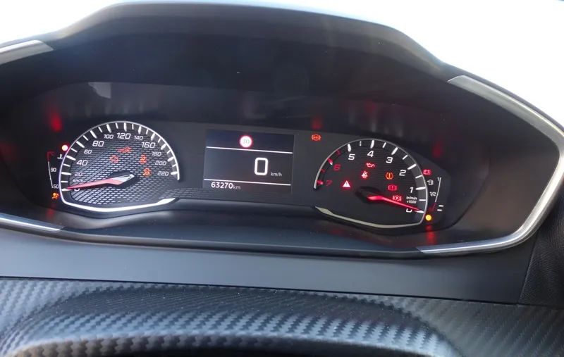 peugeot-208-2021-diesel-1499cc