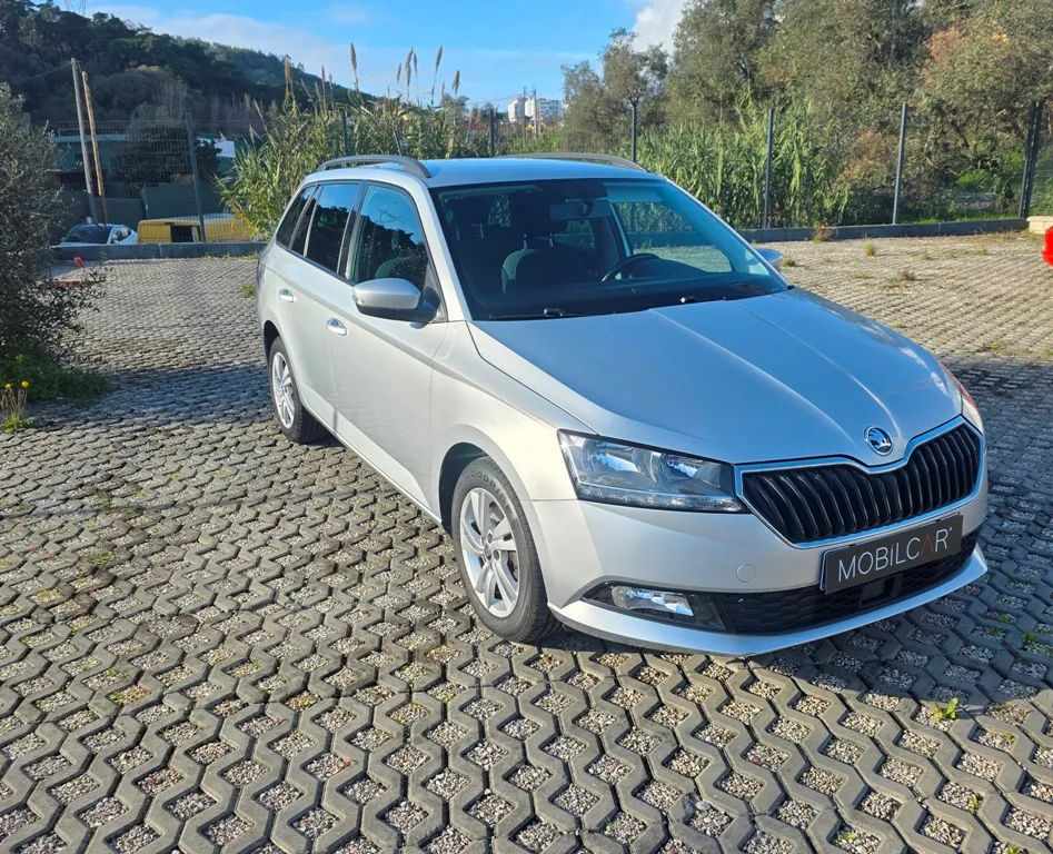 skoda-fabia-break-2021-gasolina-999cc