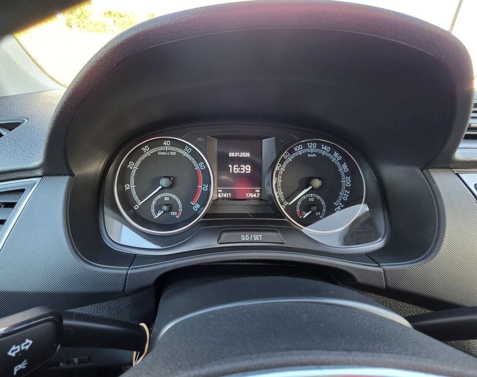skoda-fabia-break-2021-gasolina-999cc