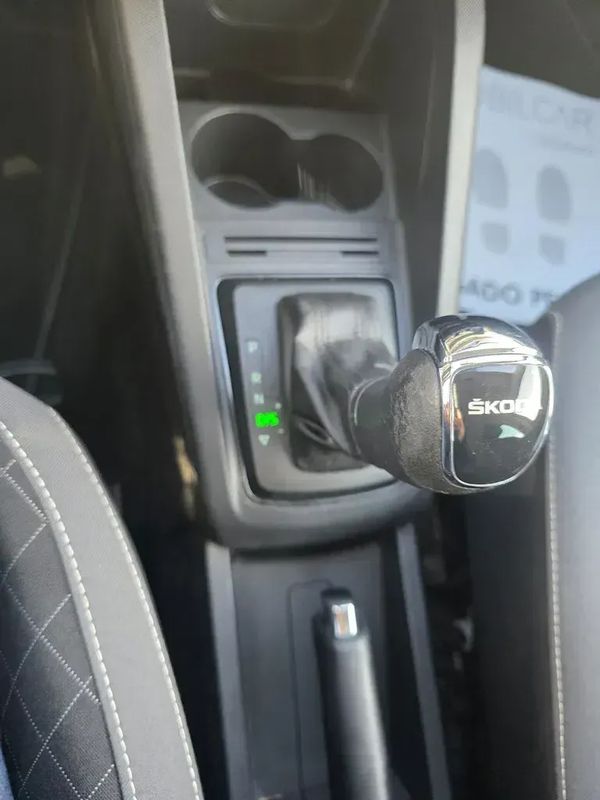 skoda-fabia-break-2021-gasolina-999cc