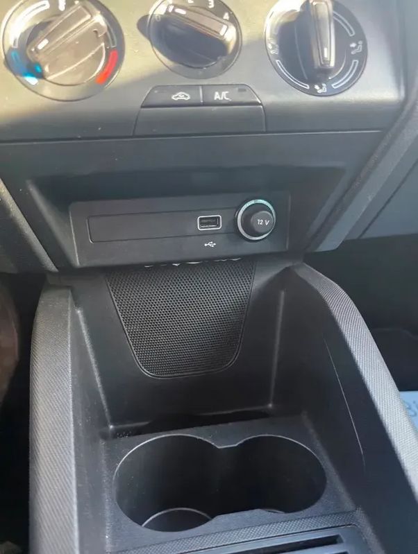skoda-fabia-break-2021-gasolina-999cc