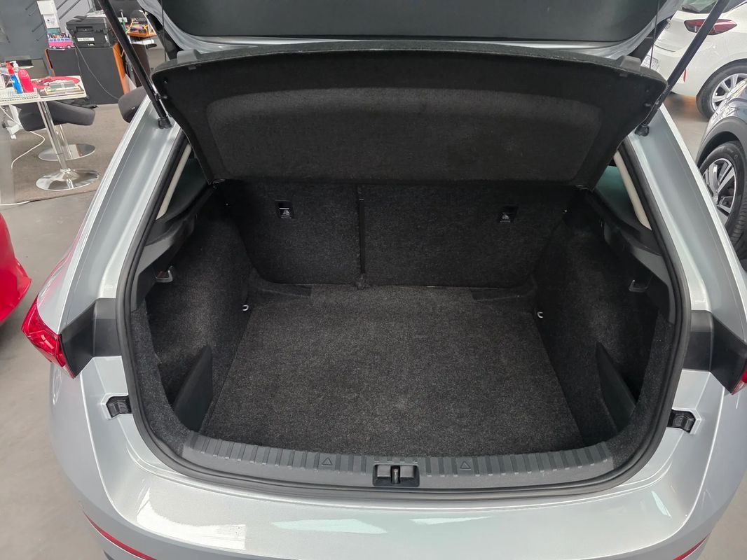 skoda-scala-2022-gasolina-999cc