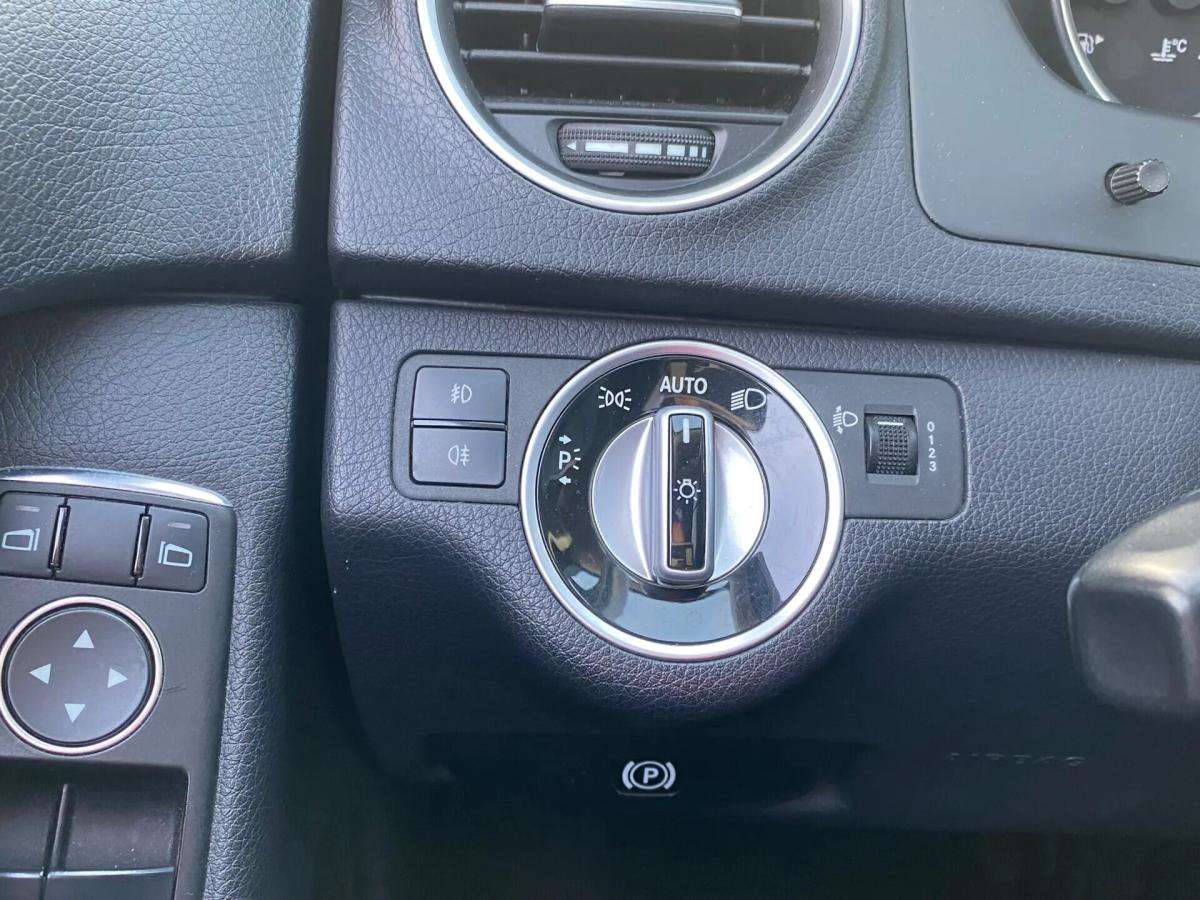 mercedes-benz-classe-c-c-200-cdi-blueefficiency-2012-diesel-2143cc