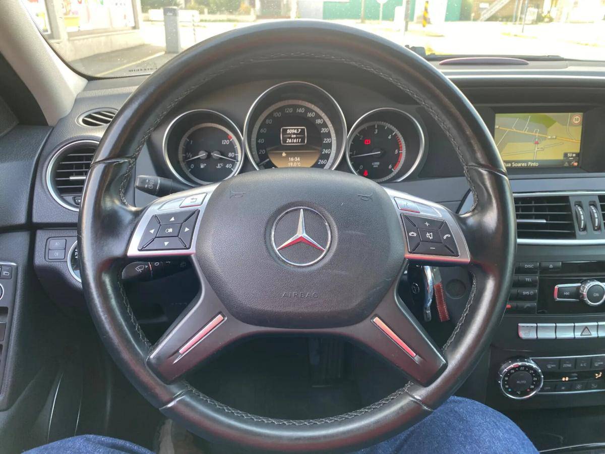 mercedes-benz-classe-c-c-200-cdi-blueefficiency-2012-diesel-2143cc