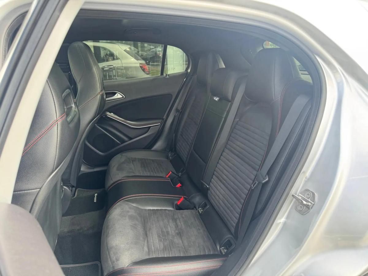 mercedes-benz-gla-200-d-2019-diesel-2143cc