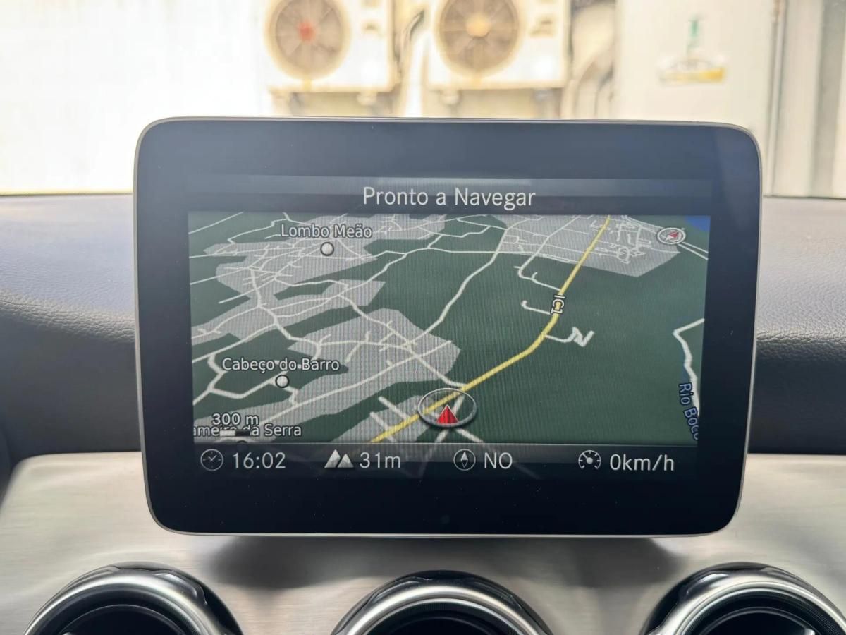 mercedes-benz-gla-200-d-2019-diesel-2143cc