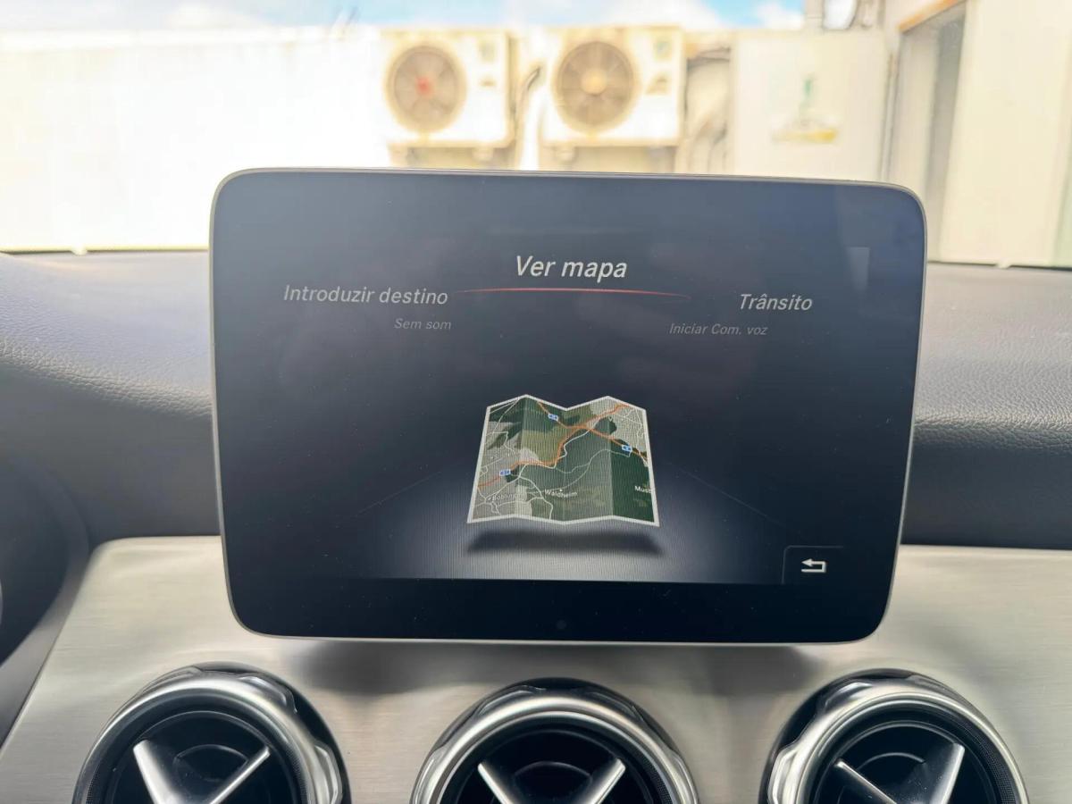 mercedes-benz-gla-200-d-2019-diesel-2143cc