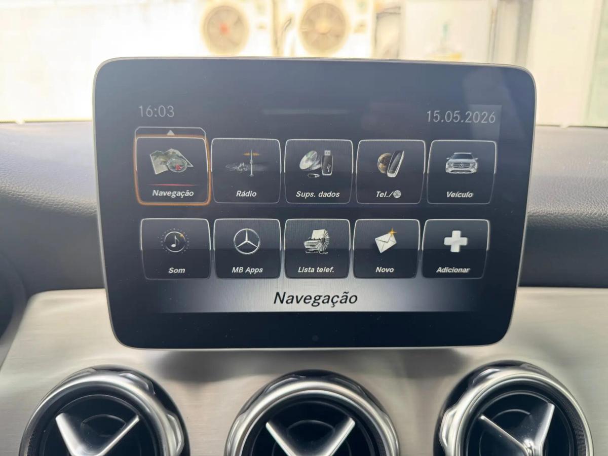 mercedes-benz-gla-200-d-2019-diesel-2143cc