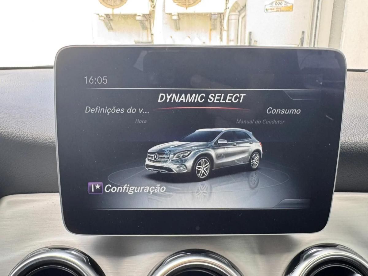mercedes-benz-gla-200-d-2019-diesel-2143cc