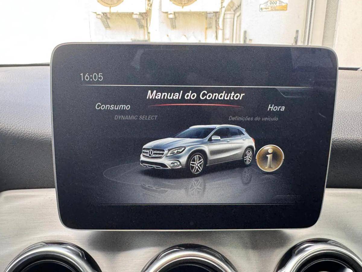 mercedes-benz-gla-200-d-2019-diesel-2143cc