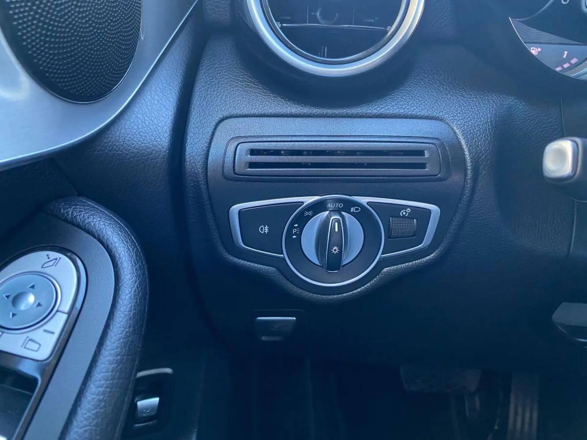 mercedes-benz-glc-220-d-coupe-4matic-2018-diesel-2143cc