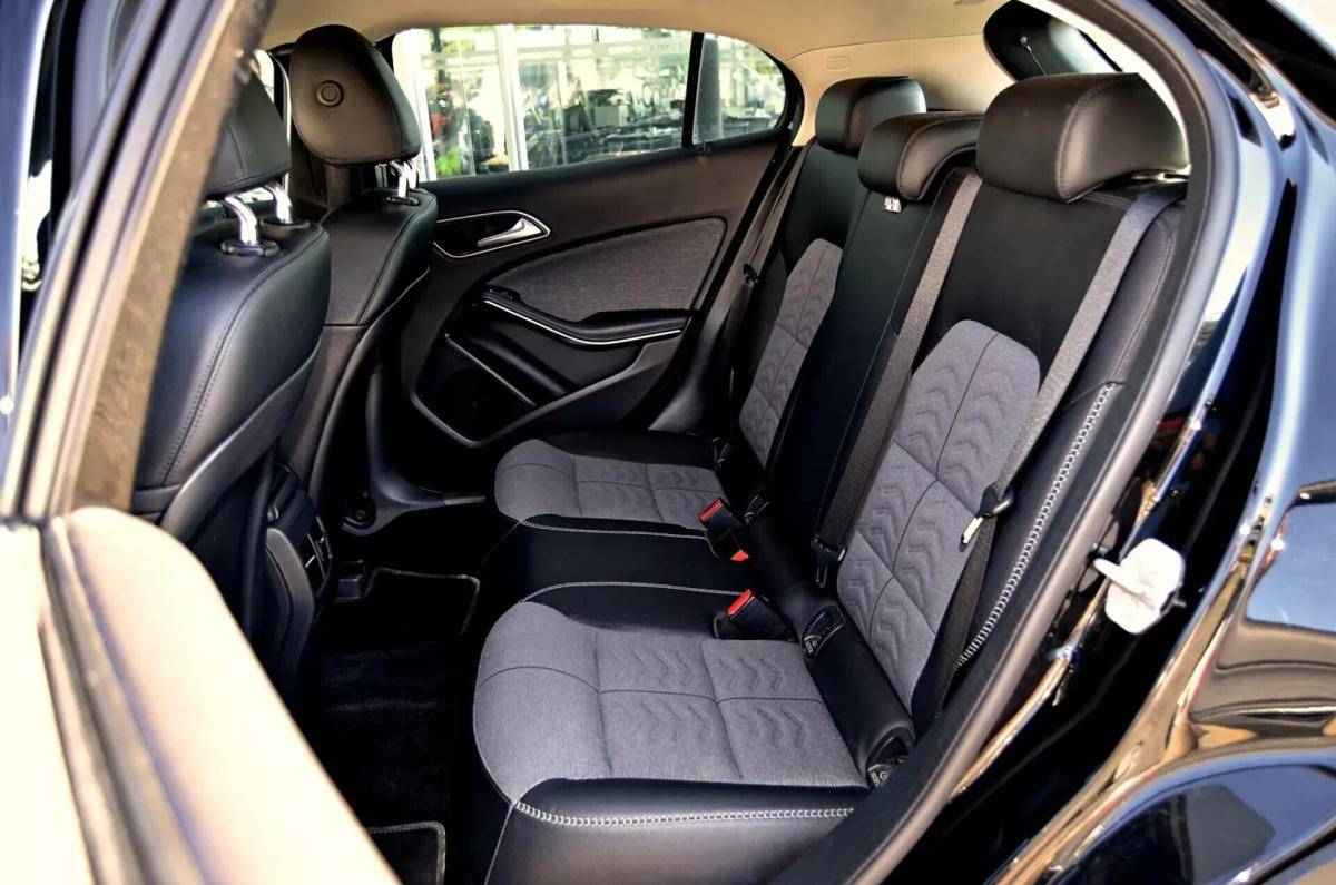 mercedes-benz-gla-180-cdi-2017-diesel-1461cc