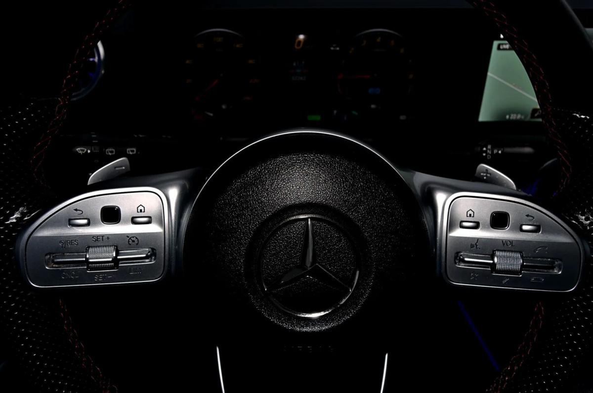 mercedes-benz-gla-250-e-2022-hibrido-a-gasolina-1332cc