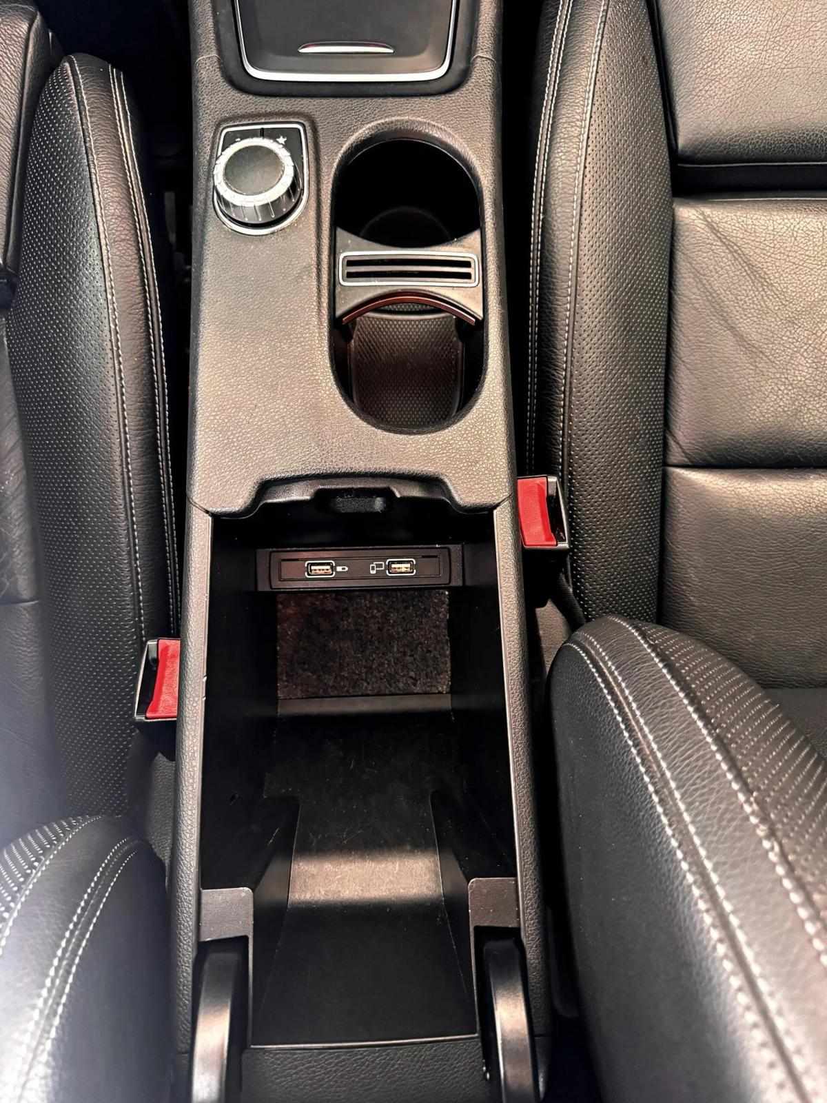 mercedes-benz-gla-220-d-2017-diesel-2143cc