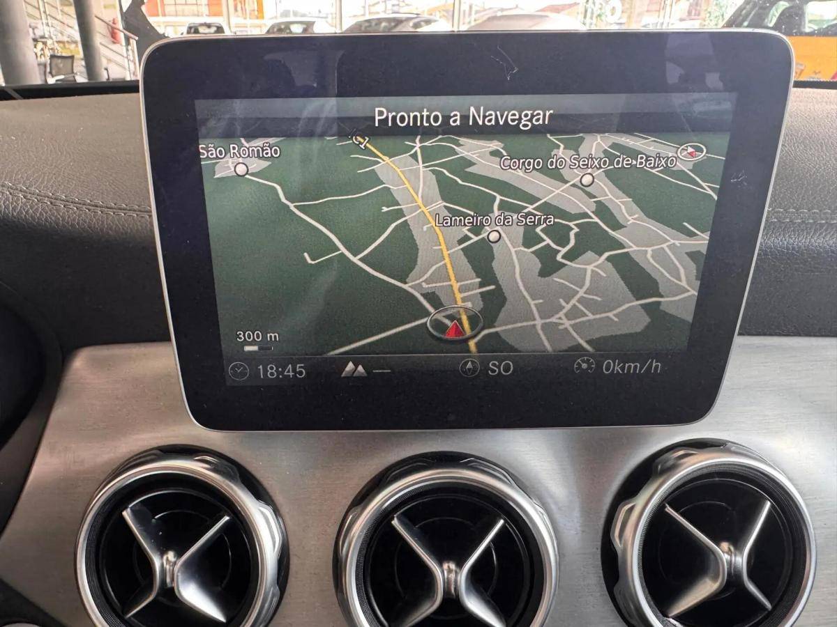 mercedes-benz-gla-220-d-2017-diesel-2143cc