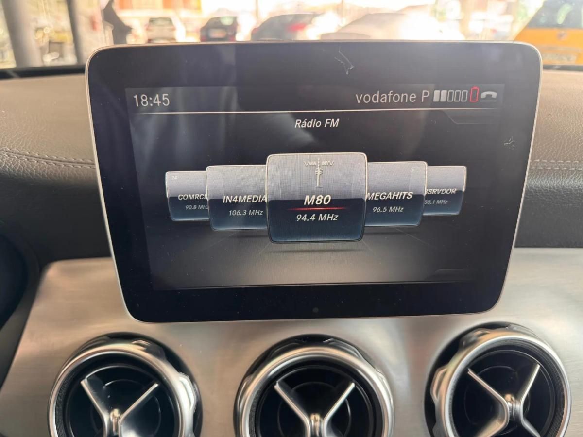 mercedes-benz-gla-220-d-2017-diesel-2143cc