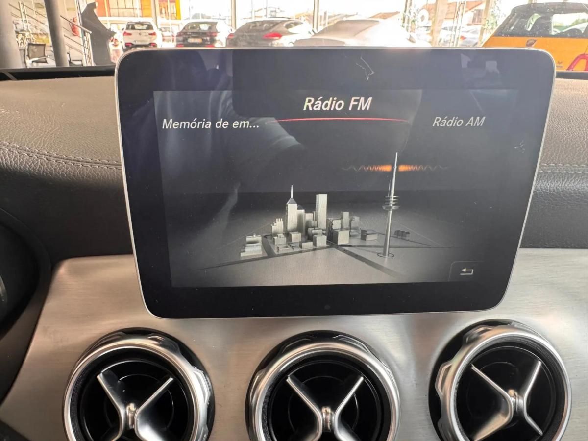 mercedes-benz-gla-220-d-2017-diesel-2143cc