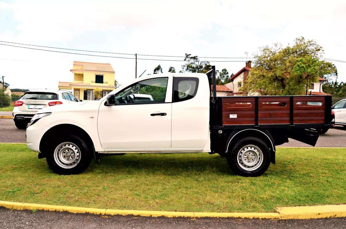 mitsubishi-l200-2019-diesel-2442cc