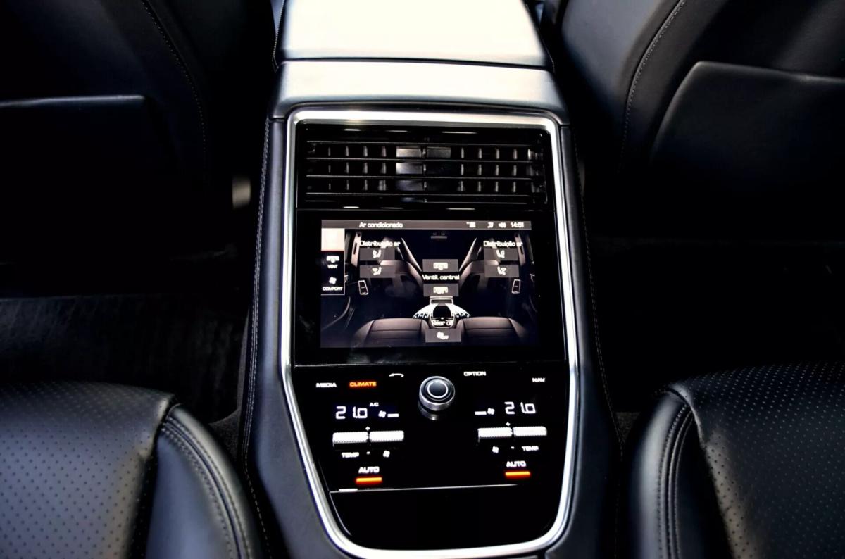 porsche-panamera-2019-hibrido-a-gasolina-2894cc