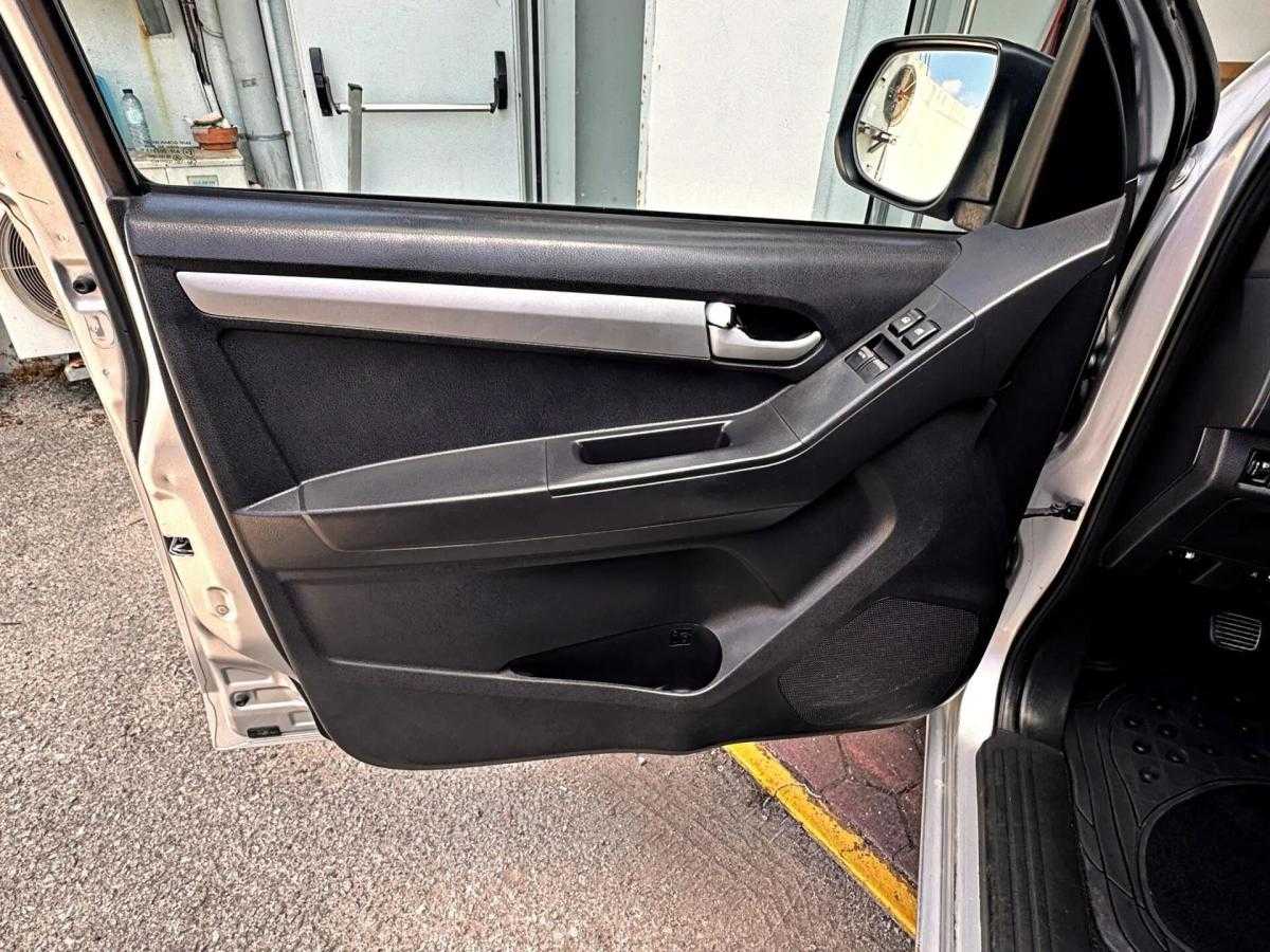isuzu-d-max-2014-diesel-2499cc