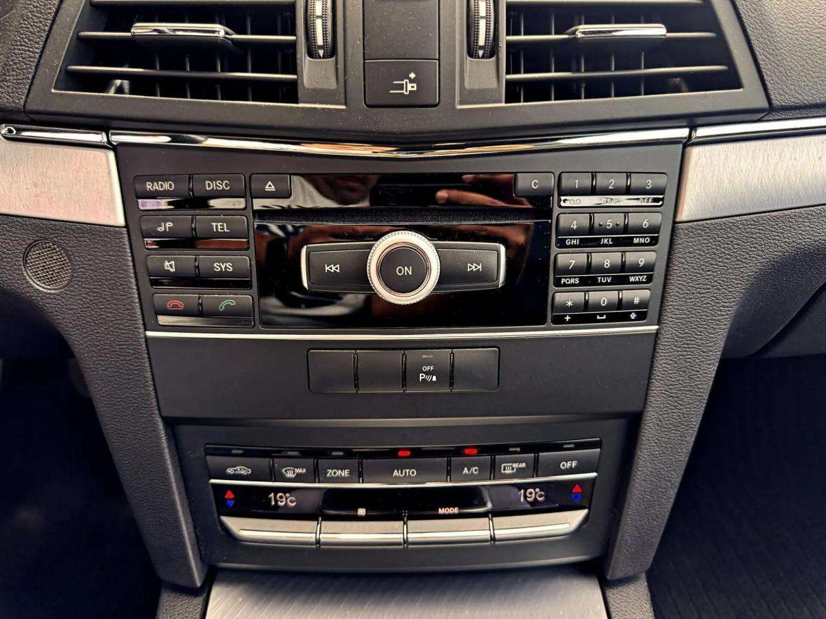 mercedes-benz-classe-e-e-220-cdi-2011-diesel-2143cc