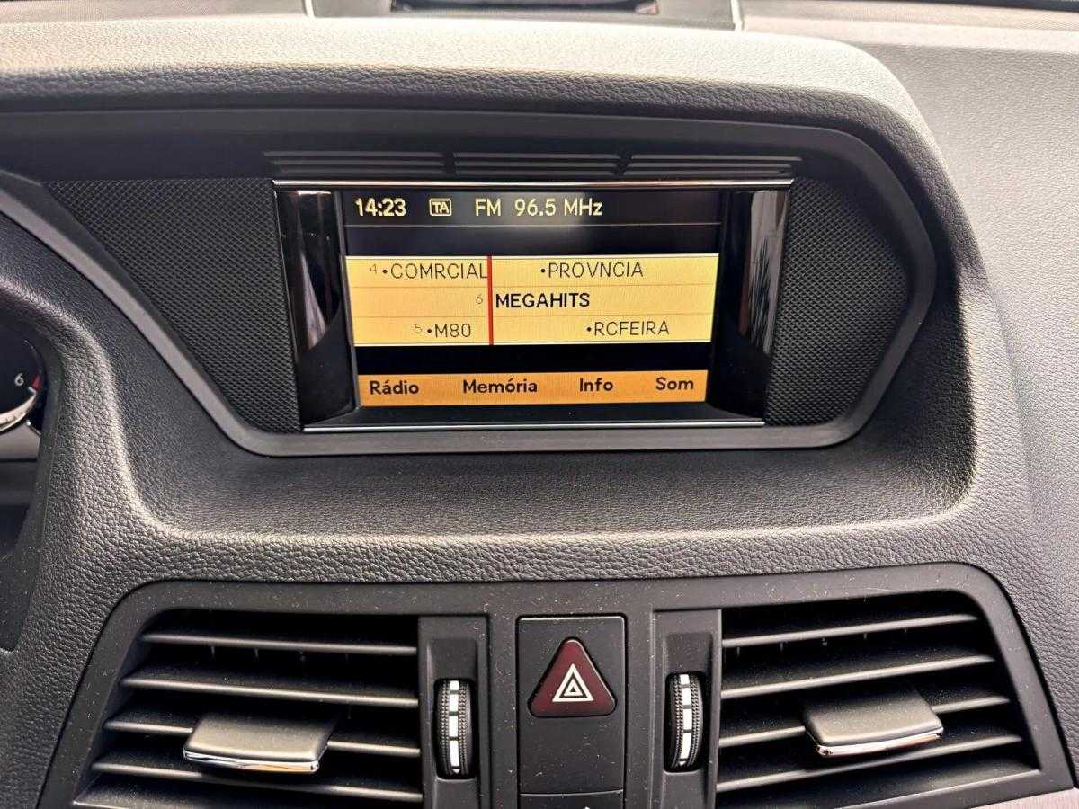 mercedes-benz-classe-e-e-220-cdi-2011-diesel-2143cc