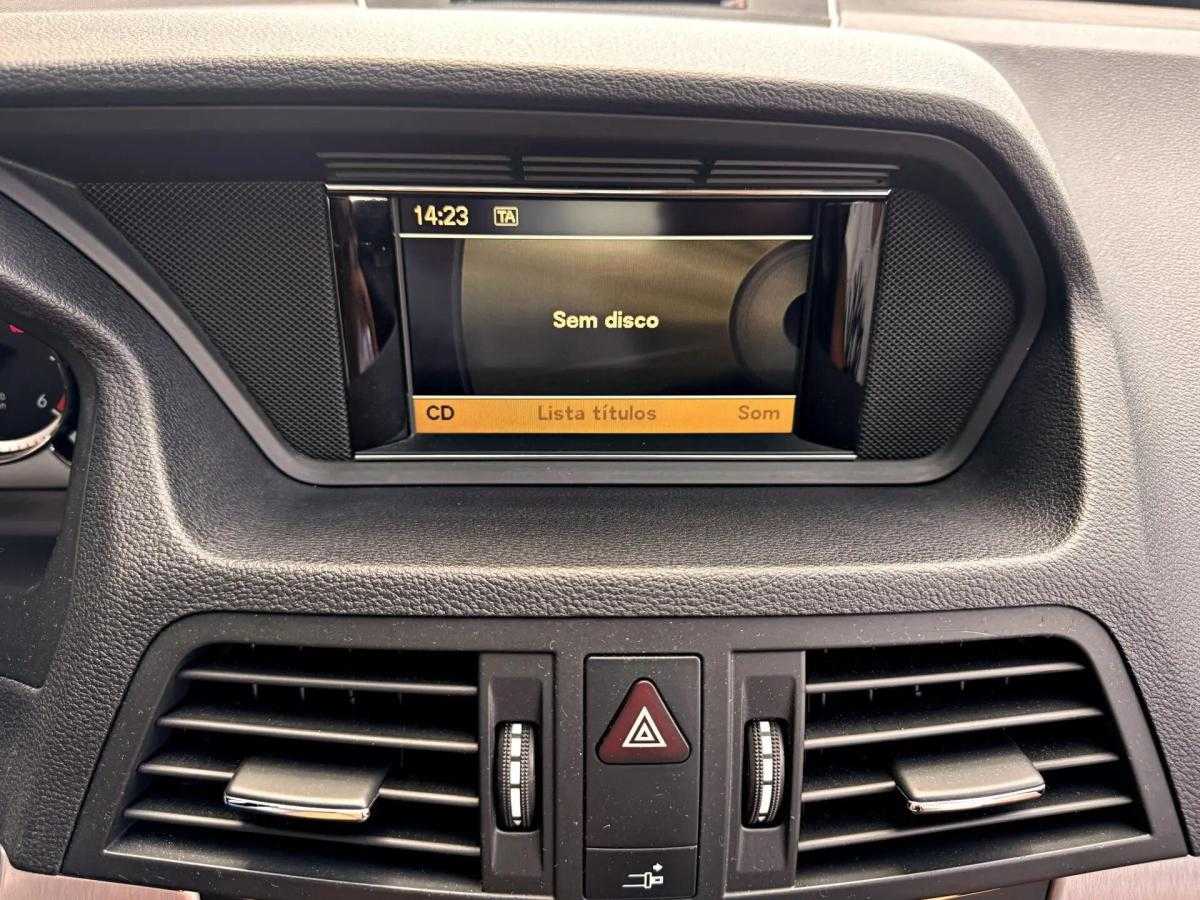 mercedes-benz-classe-e-e-220-cdi-2011-diesel-2143cc