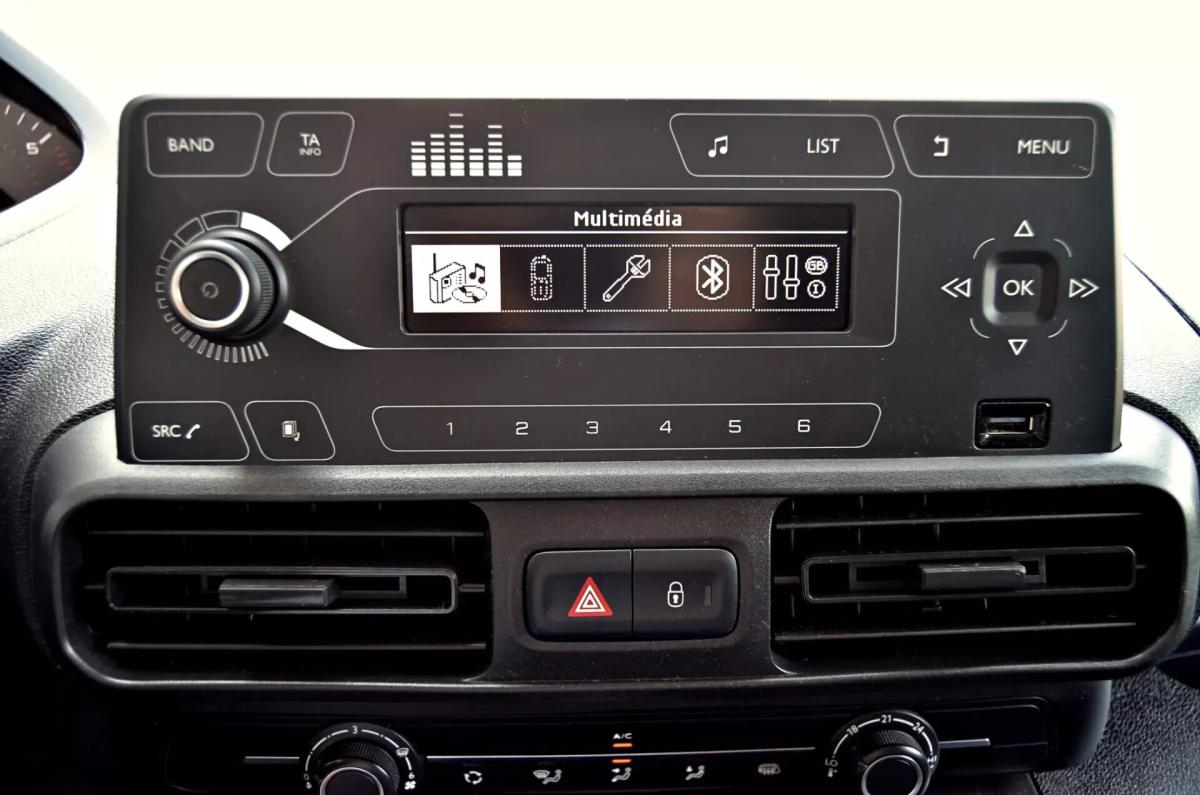 peugeot-partner-2019-diesel-1560cc
