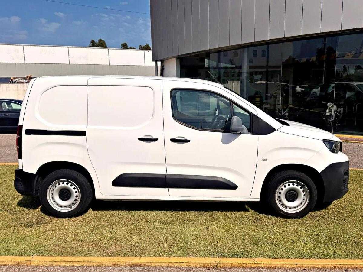peugeot-partner-2019-diesel-1560cc