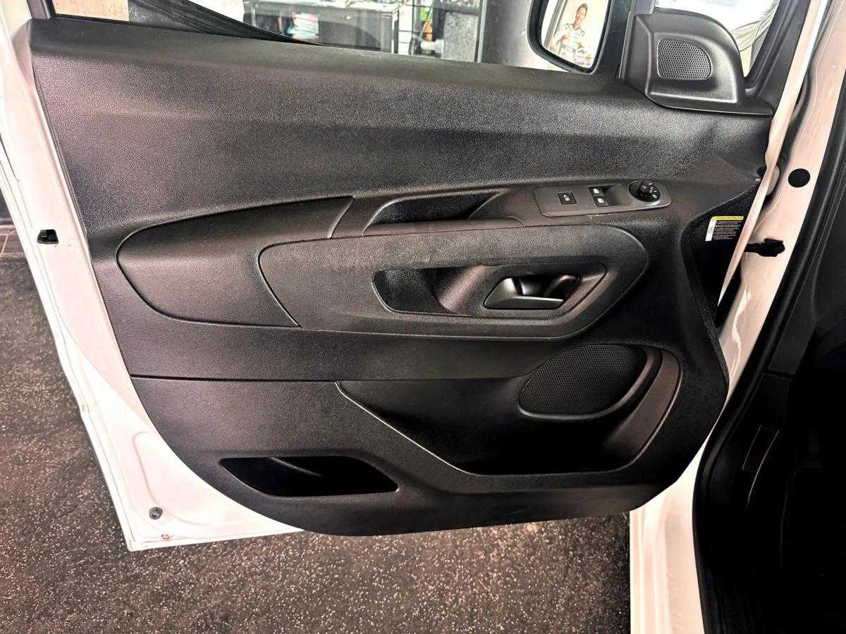peugeot-partner-2019-diesel-1560cc