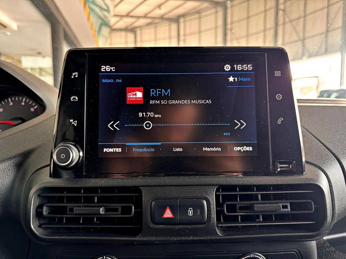 peugeot-partner-2019-diesel-1560cc
