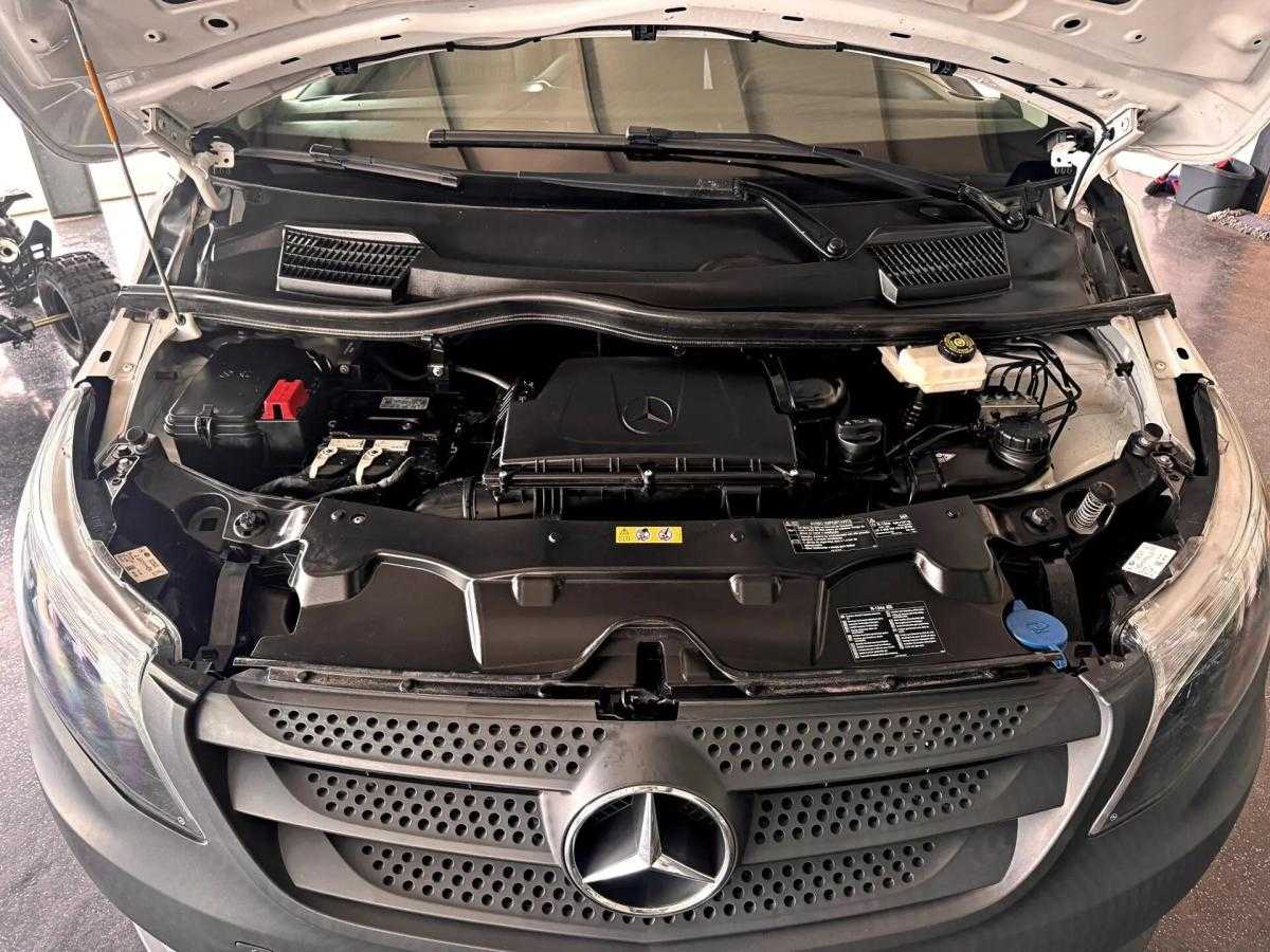 mercedes-benz-vito-110-cdi-2020-diesel-1750cc