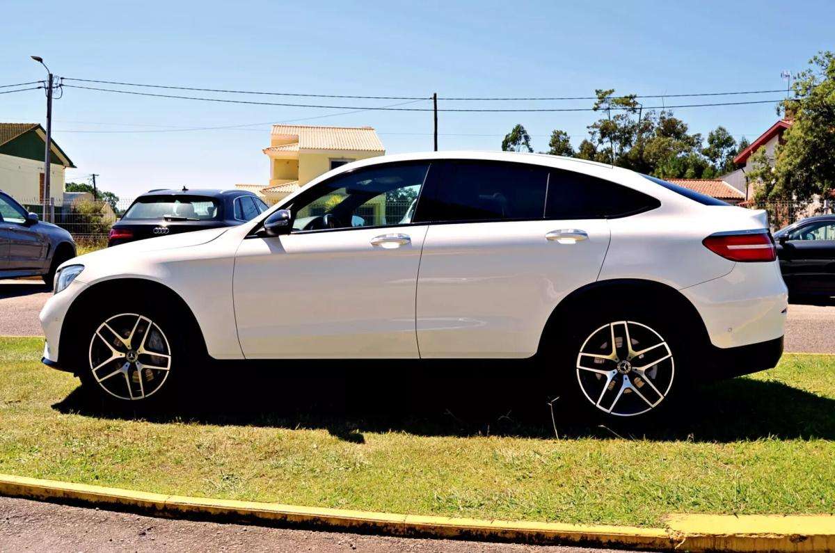 mercedes-benz-glc-250-d-coupe-4matic-2018-diesel-2143cc