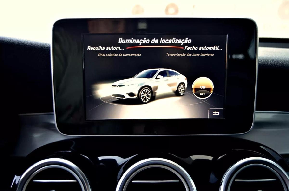 mercedes-benz-glc-250-d-coupe-4matic-2018-diesel-2143cc