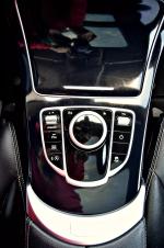 mercedes-benz-glc-220-d-4matic-2018-diesel-1950cc